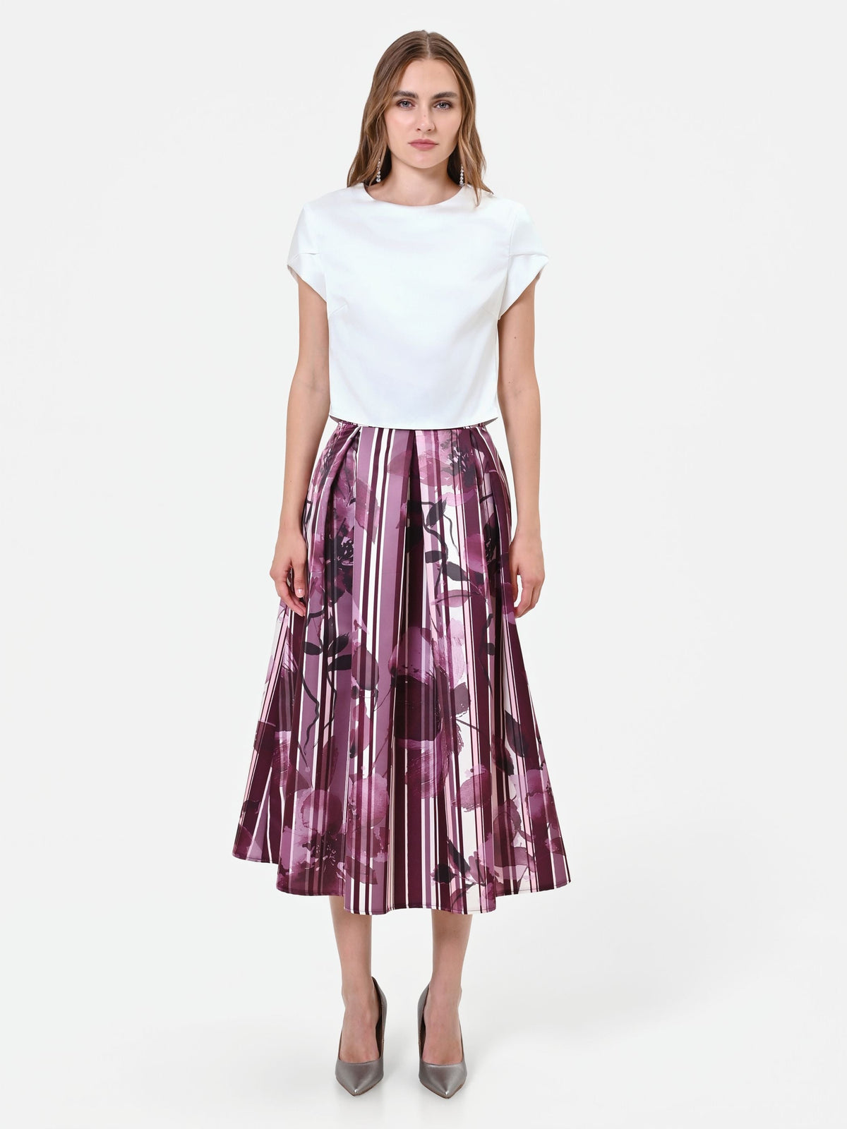 Blusa panna con maniche a risvolto