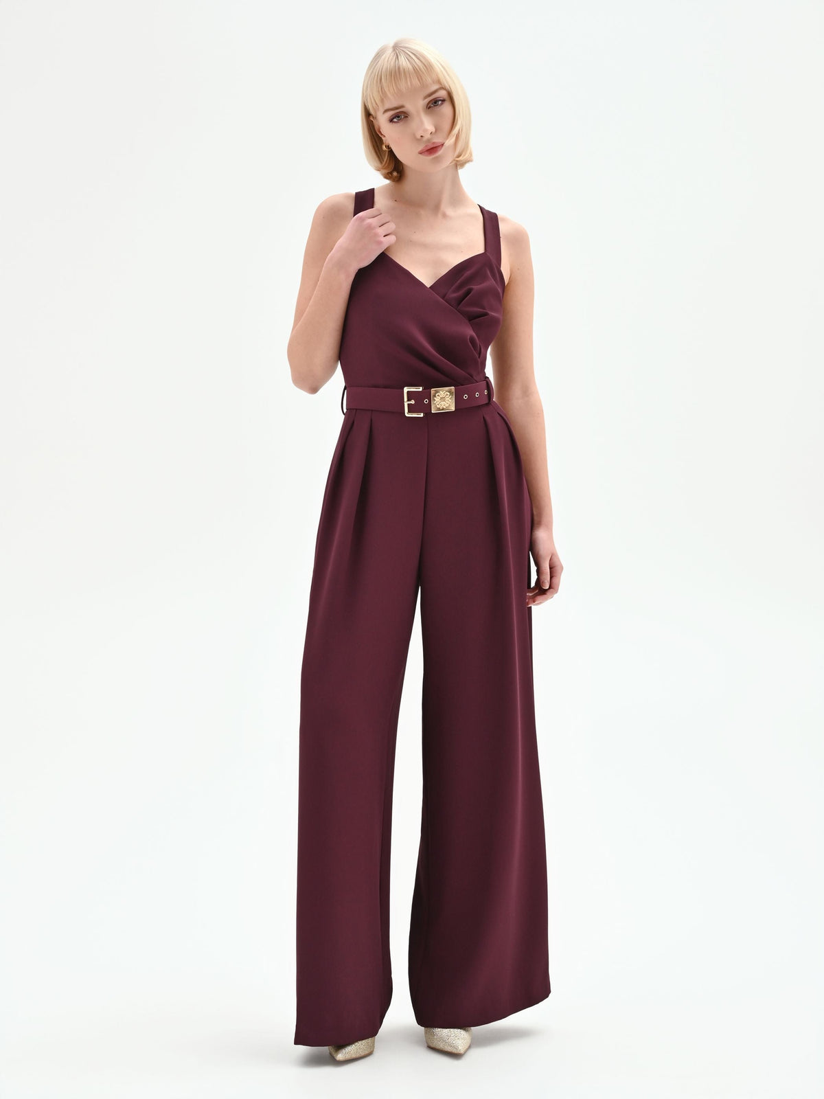 Tuta palazzo in cadi bordeaux con cintura