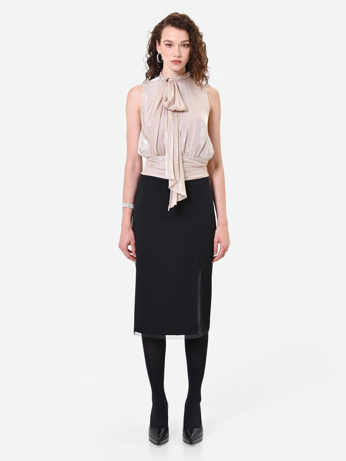 Top tortora beige con fiocco laterale in raso