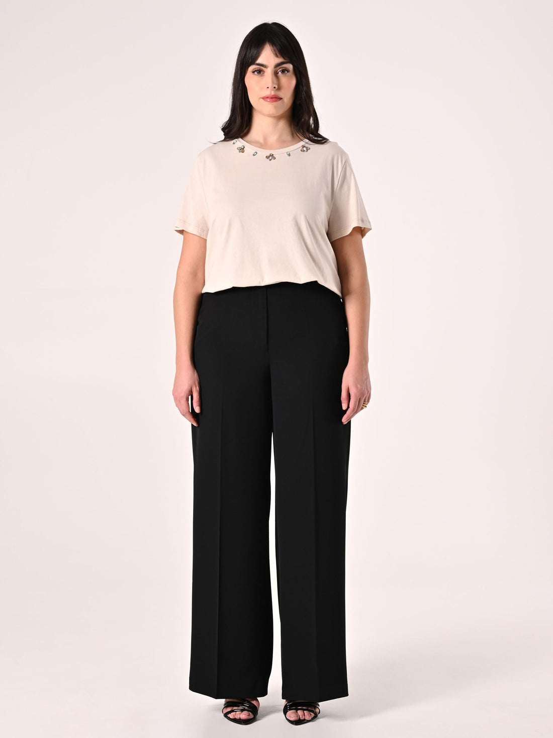 T-Shirt Curvy Beige con Pietre