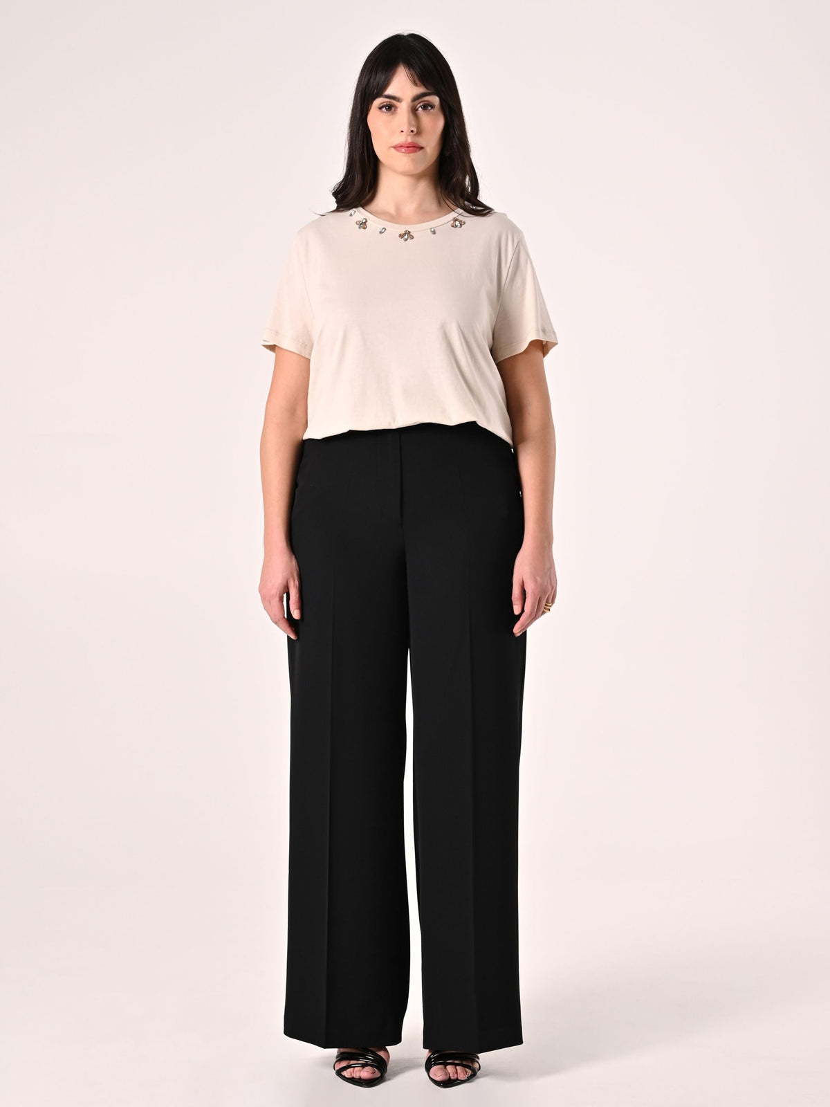 T-Shirt Curvy Beige con Pietre