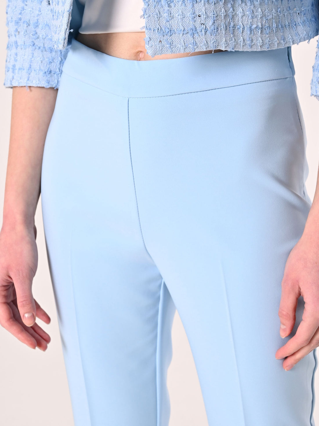 Pantaloni Flared in Tessuto Tecnico Azzurro