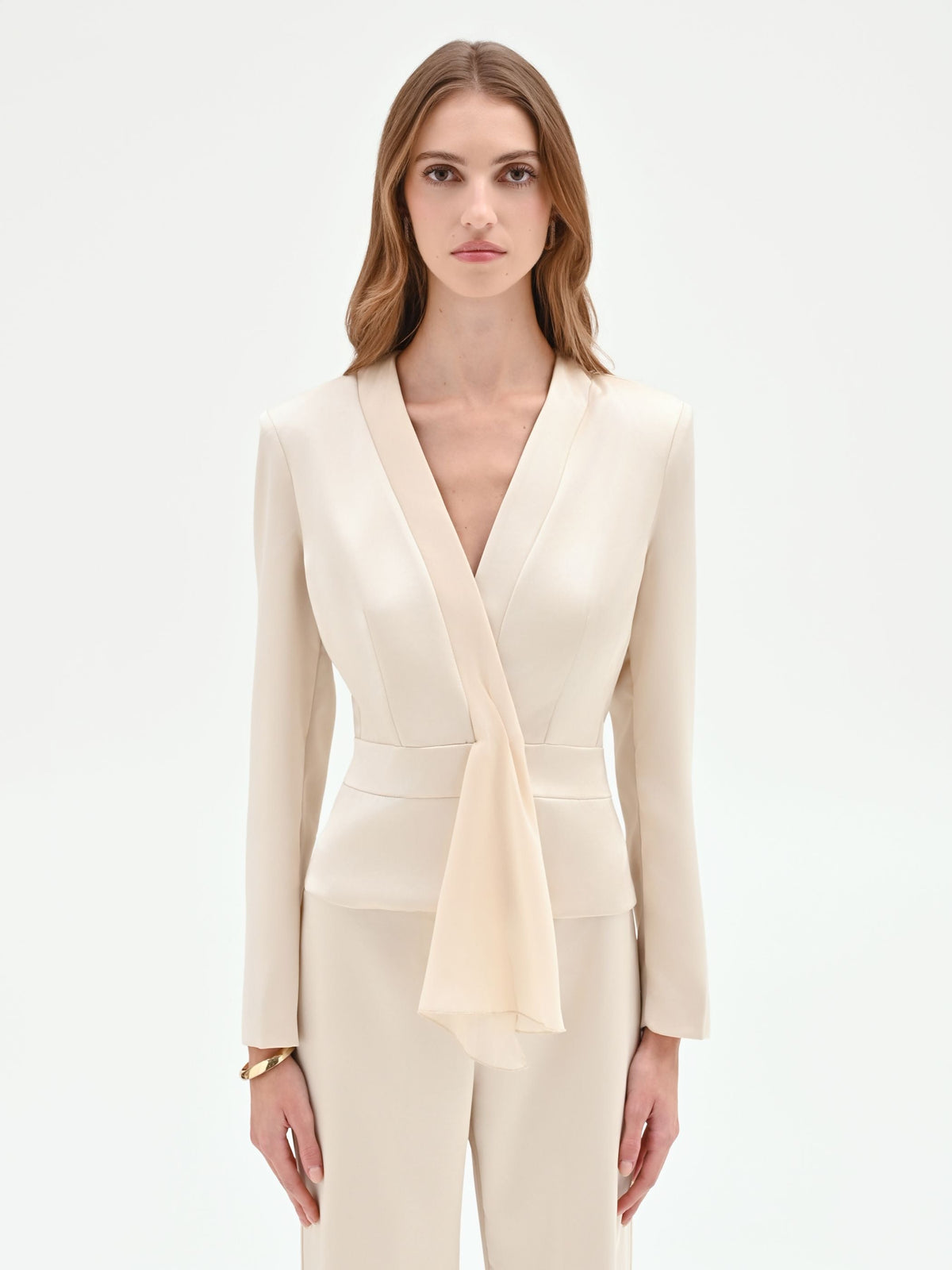 Giacca Beige Chiaro con Drappeggio in Raso