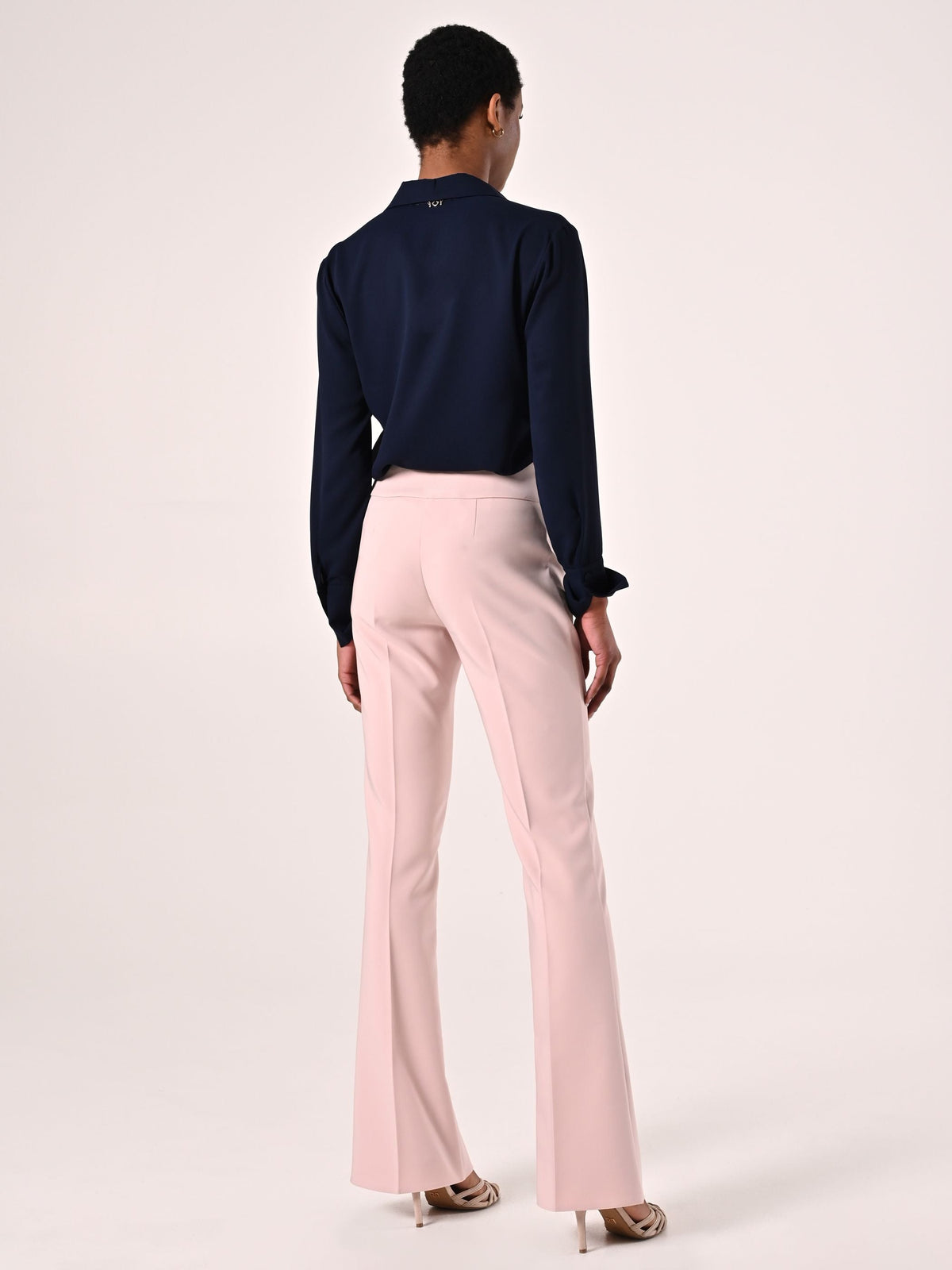 Pantaloni in Tessuto Tecnico Rosa Chiaro con Fascione in Vita
