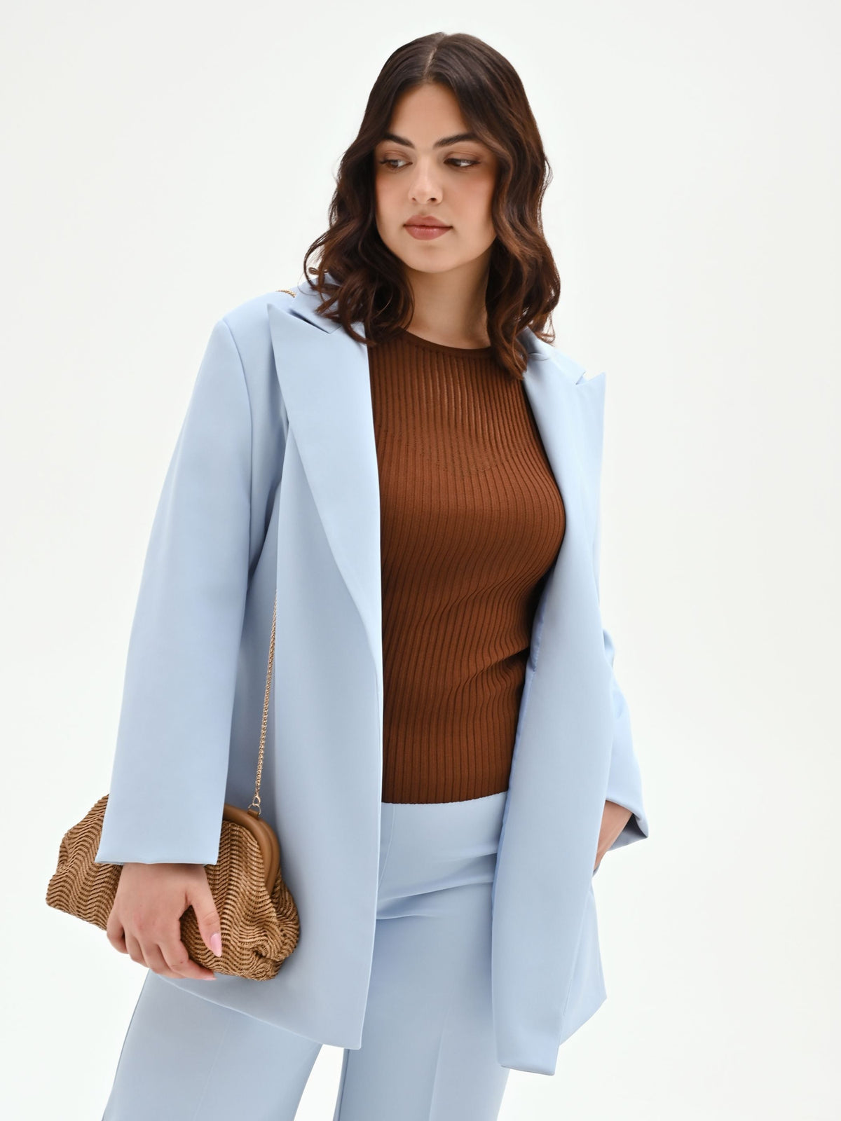Giacca Curvy cielo azzurro con cintura in vita