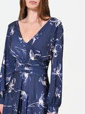Abito lungo blu navy a fantasia floreale