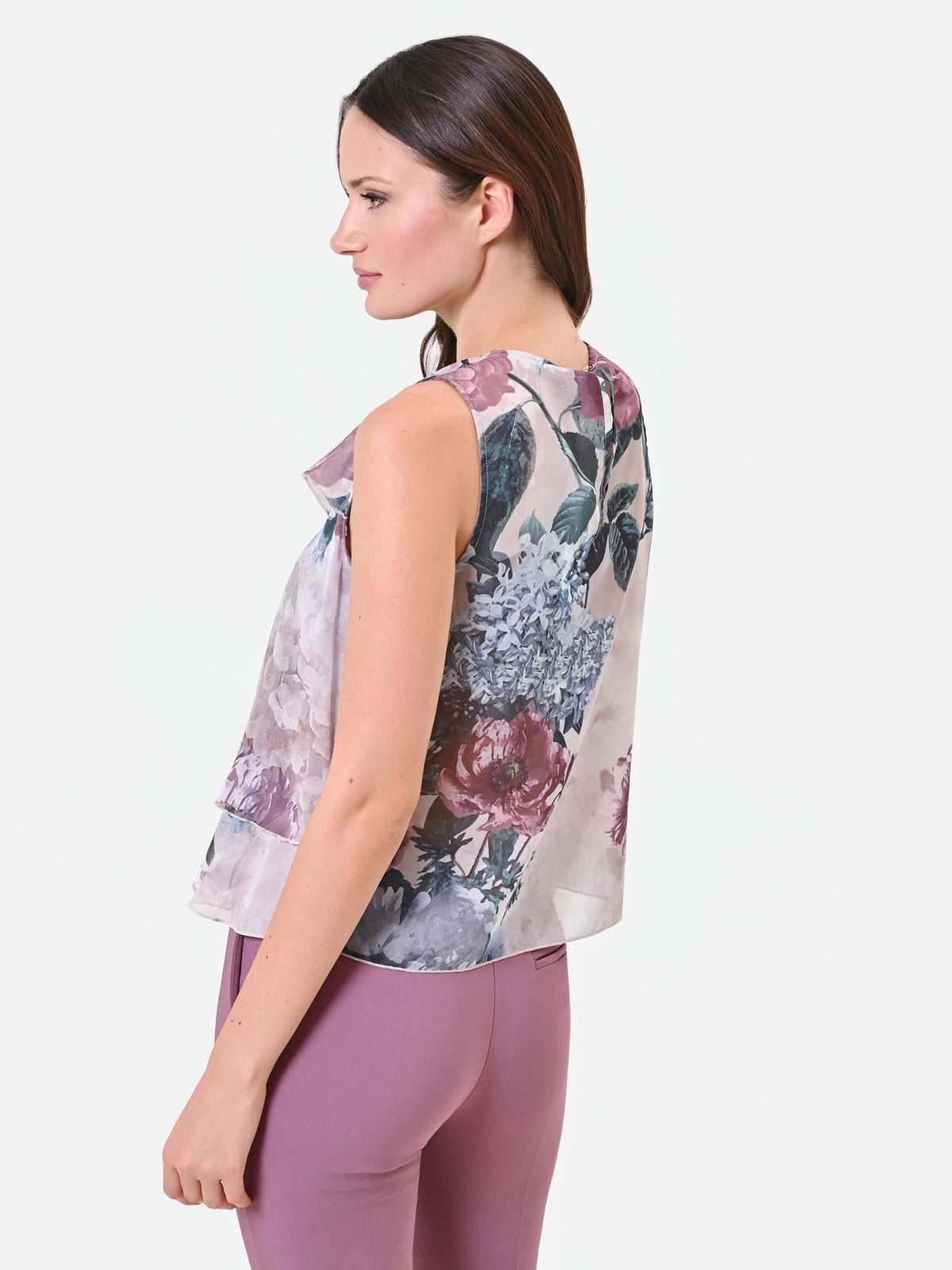 Top rosa antico con balze e stampa floreale