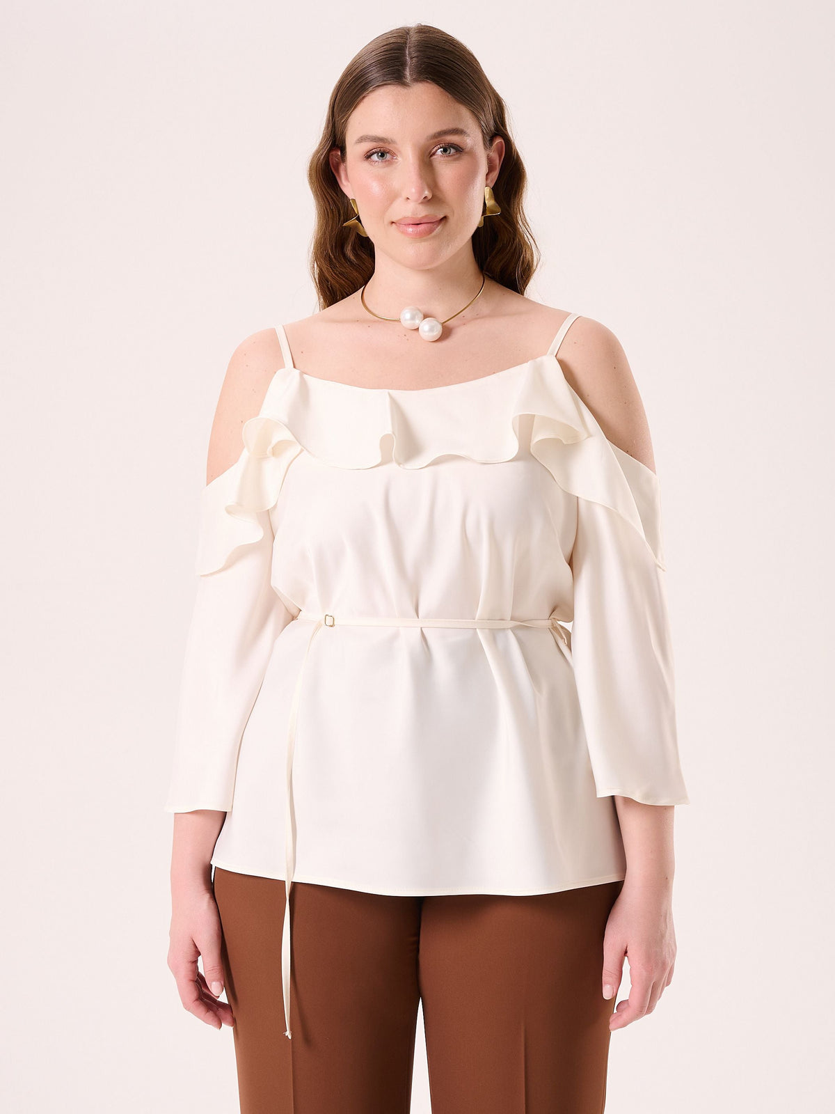 Blusa Bianca Curvy con Cintura Sottile