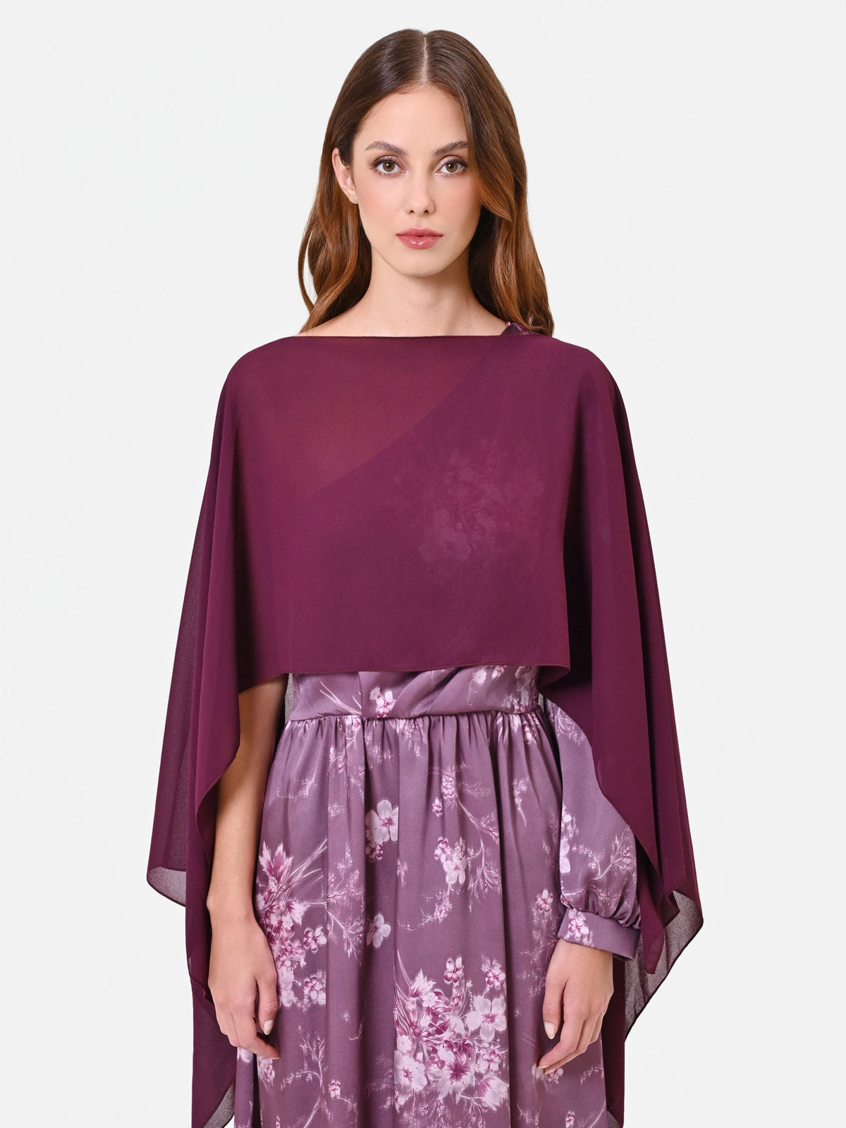 Coprispalle bordeaux stile cappa in georgette