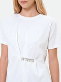 T-shirt panna bianco con drappeggio e strass