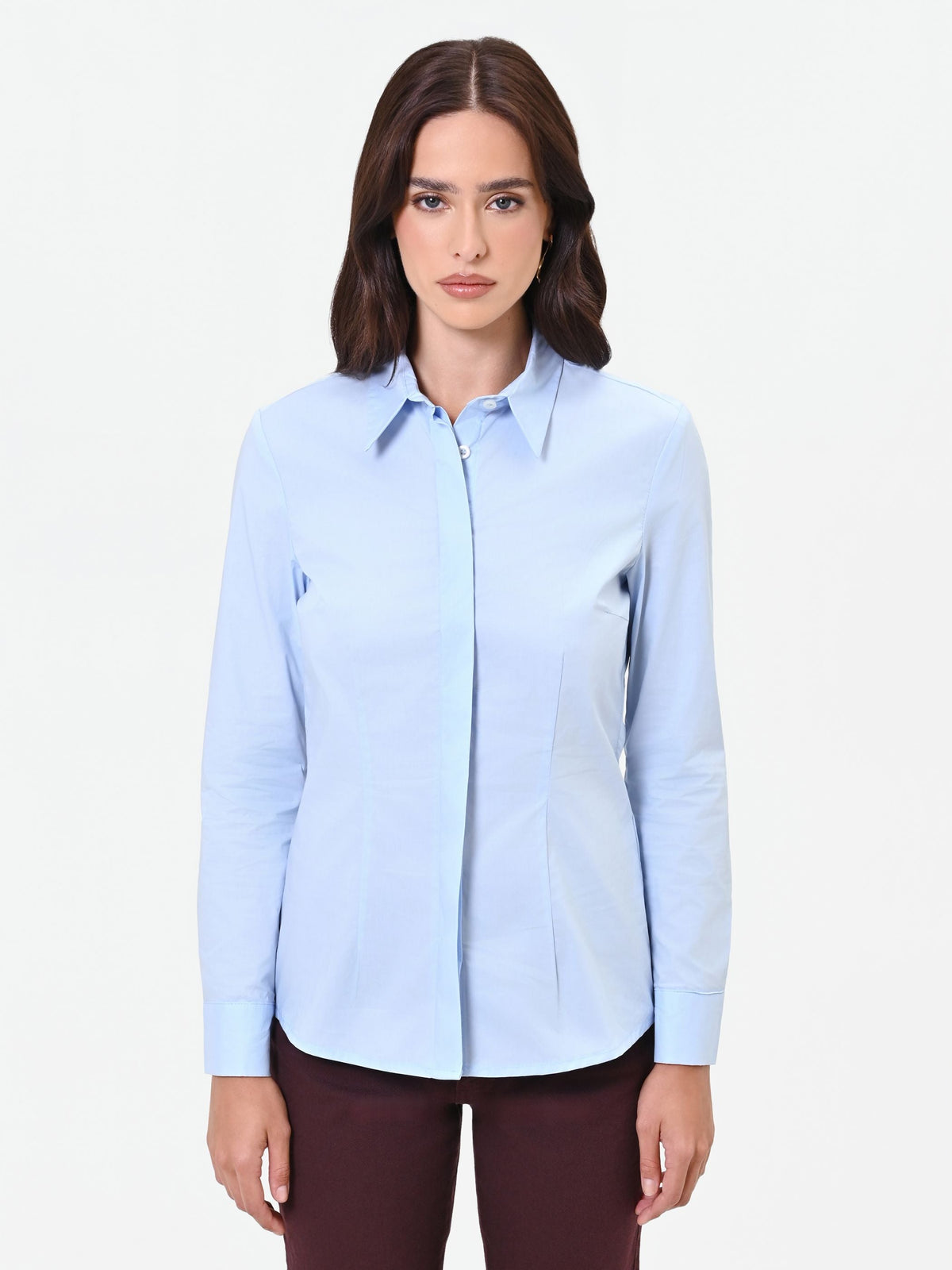 Camicia azzurra sciancrata in cotone