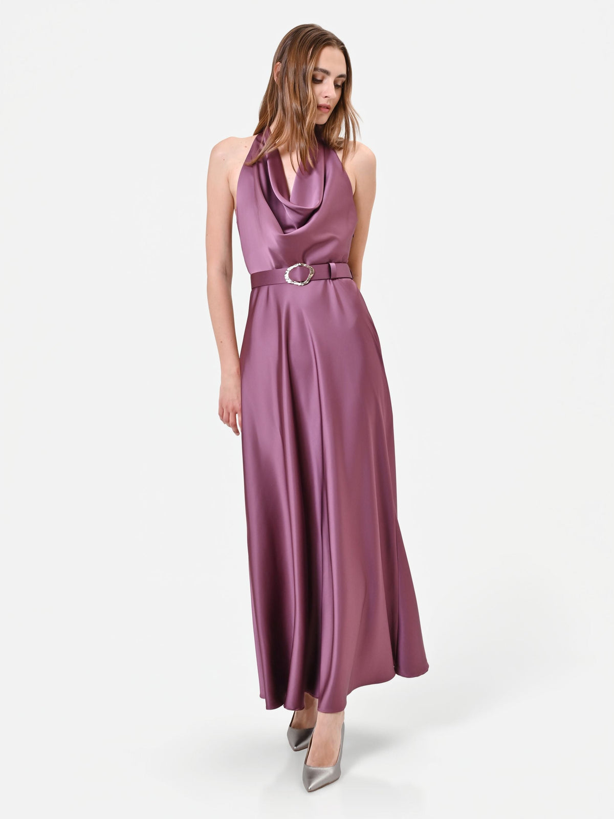 Abito lungo rosa antico con scollo drappeggiato