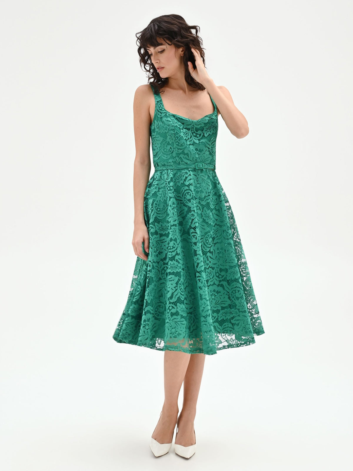 Abito midi verde prato in pizzo macramé