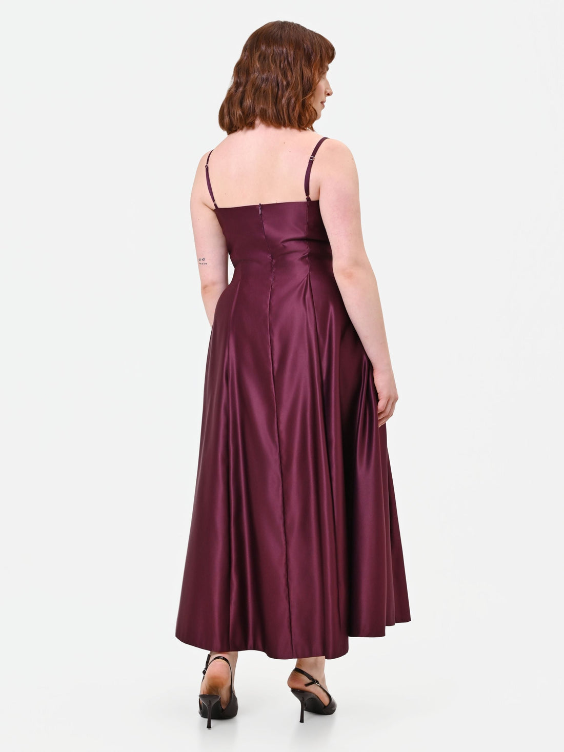 Abito Curvy bordeaux rosso in raso