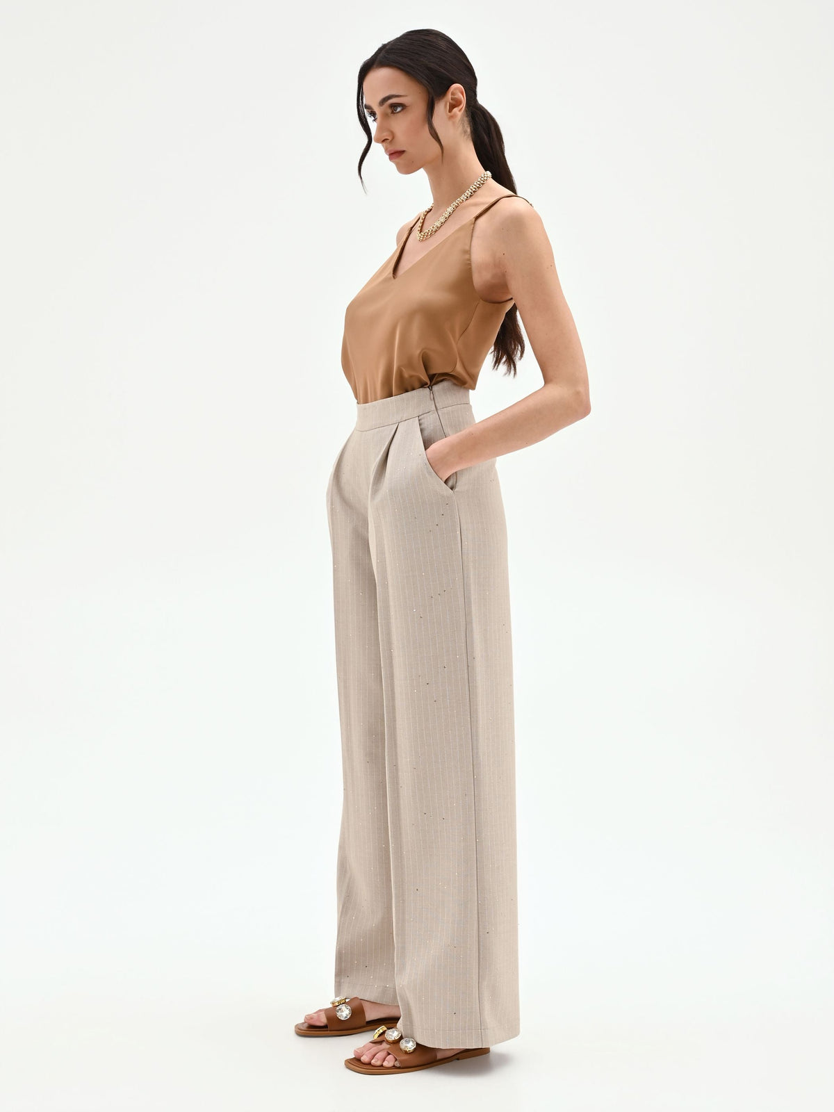 Pantalone palazzo beige gessato con punti luce