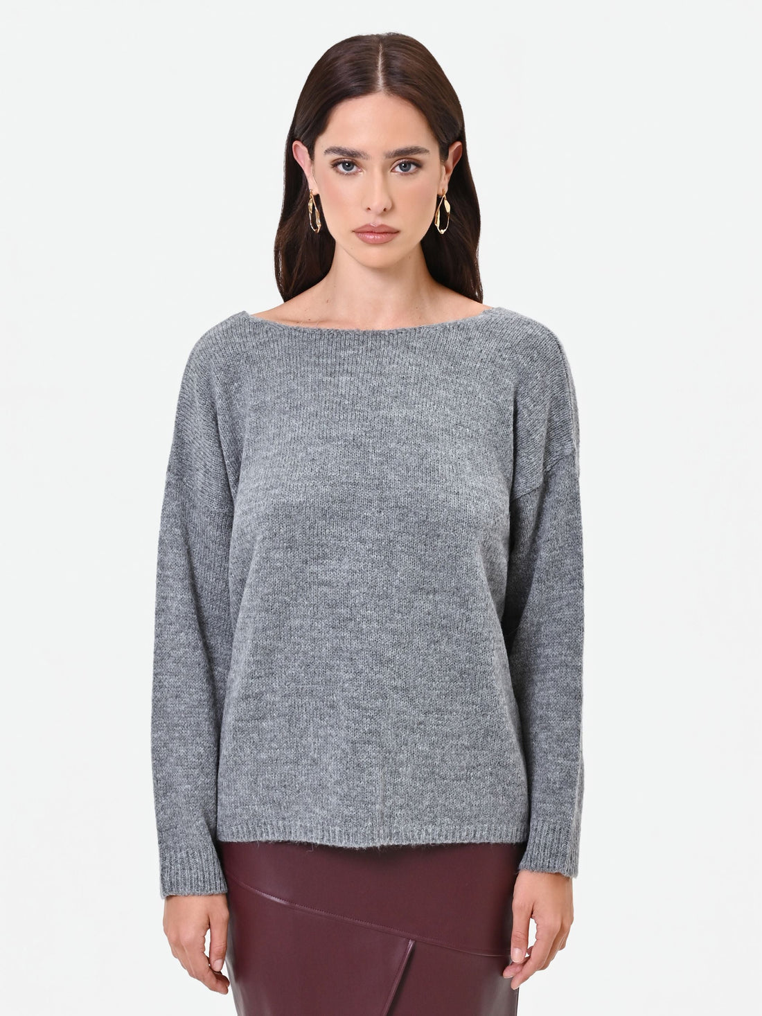 Maglia grigia con scollo a barchetta misto lana e viscosa