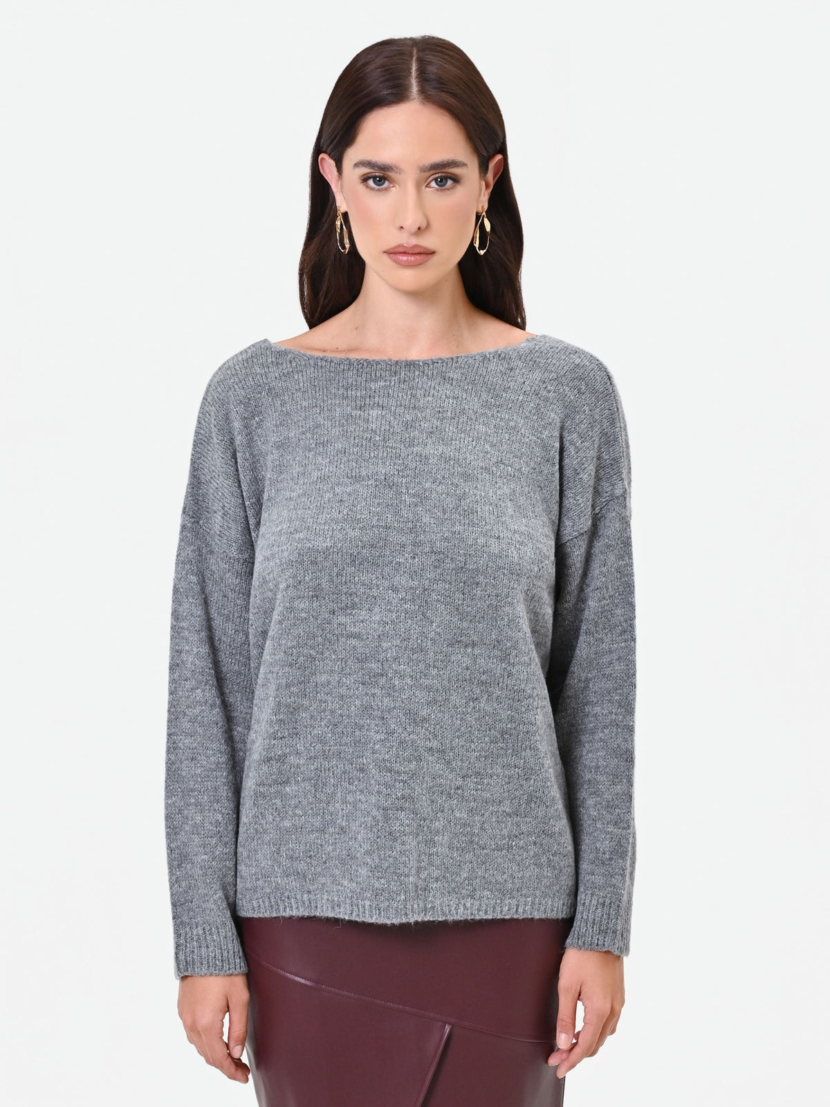 Maglia grigia con scollo a barchetta misto lana e viscosa