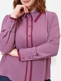 Camicia  Curvy in raso rosa antico con profili a contrasto
