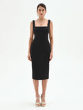 Tubino midi nero con scollo quadrato