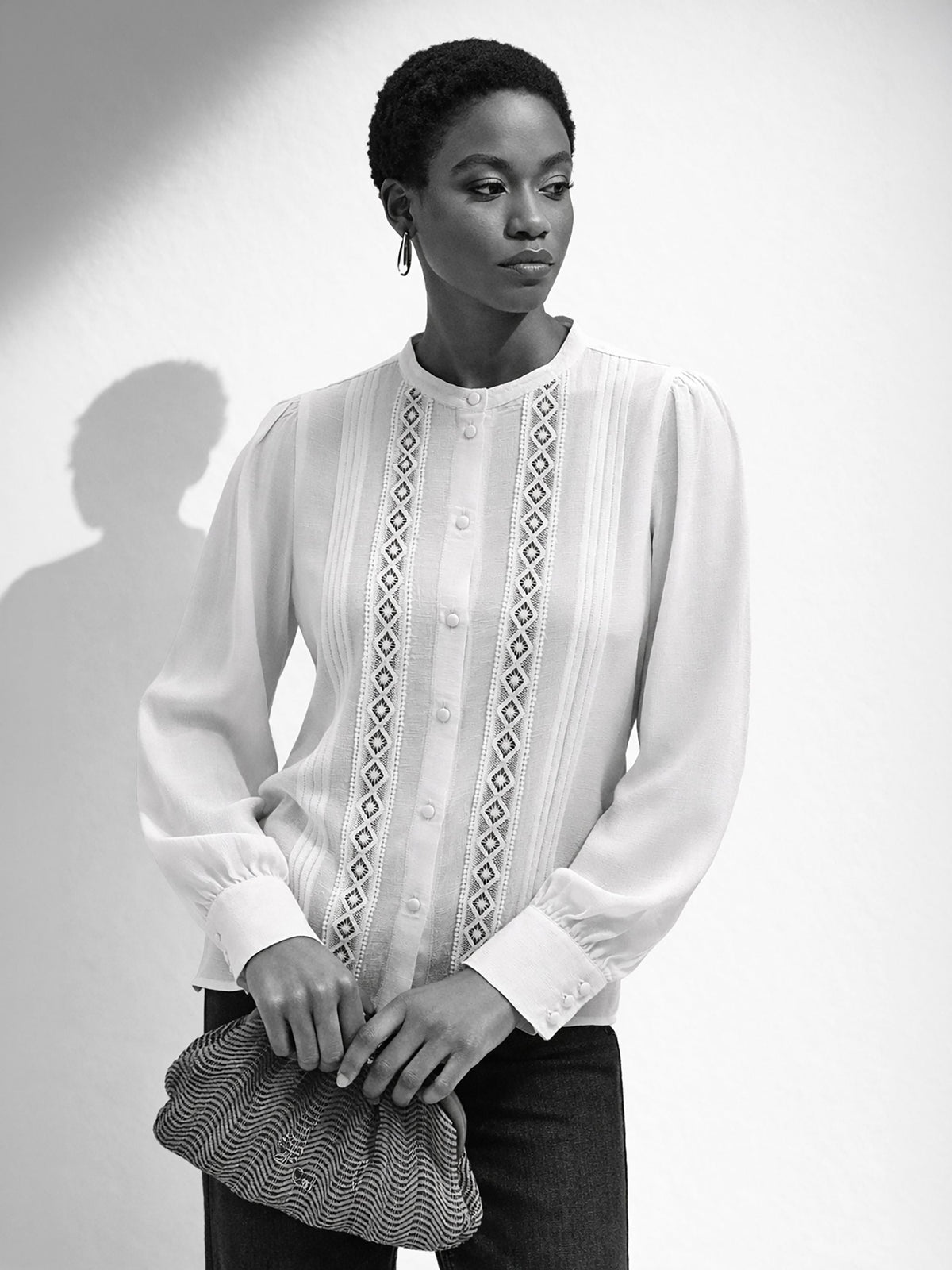 Camicia in viscosa panna con inserti in pizzo