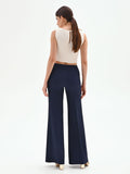 Pantalone a palazzo blu con piega stirata