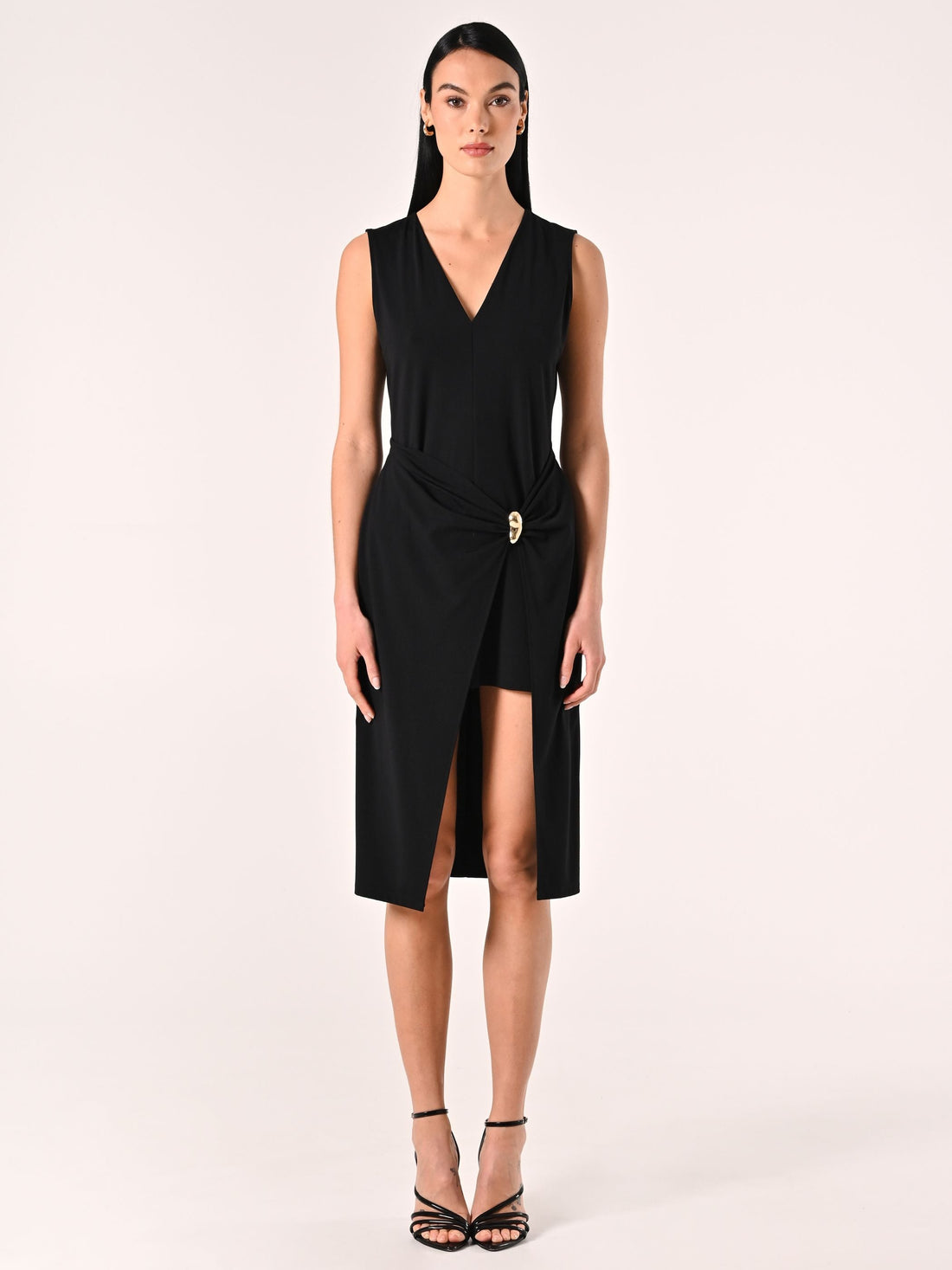 Abito High Low con dettaglio Gioiello
