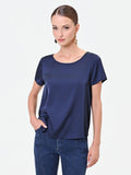 Blusa scivolata in raso blu navy