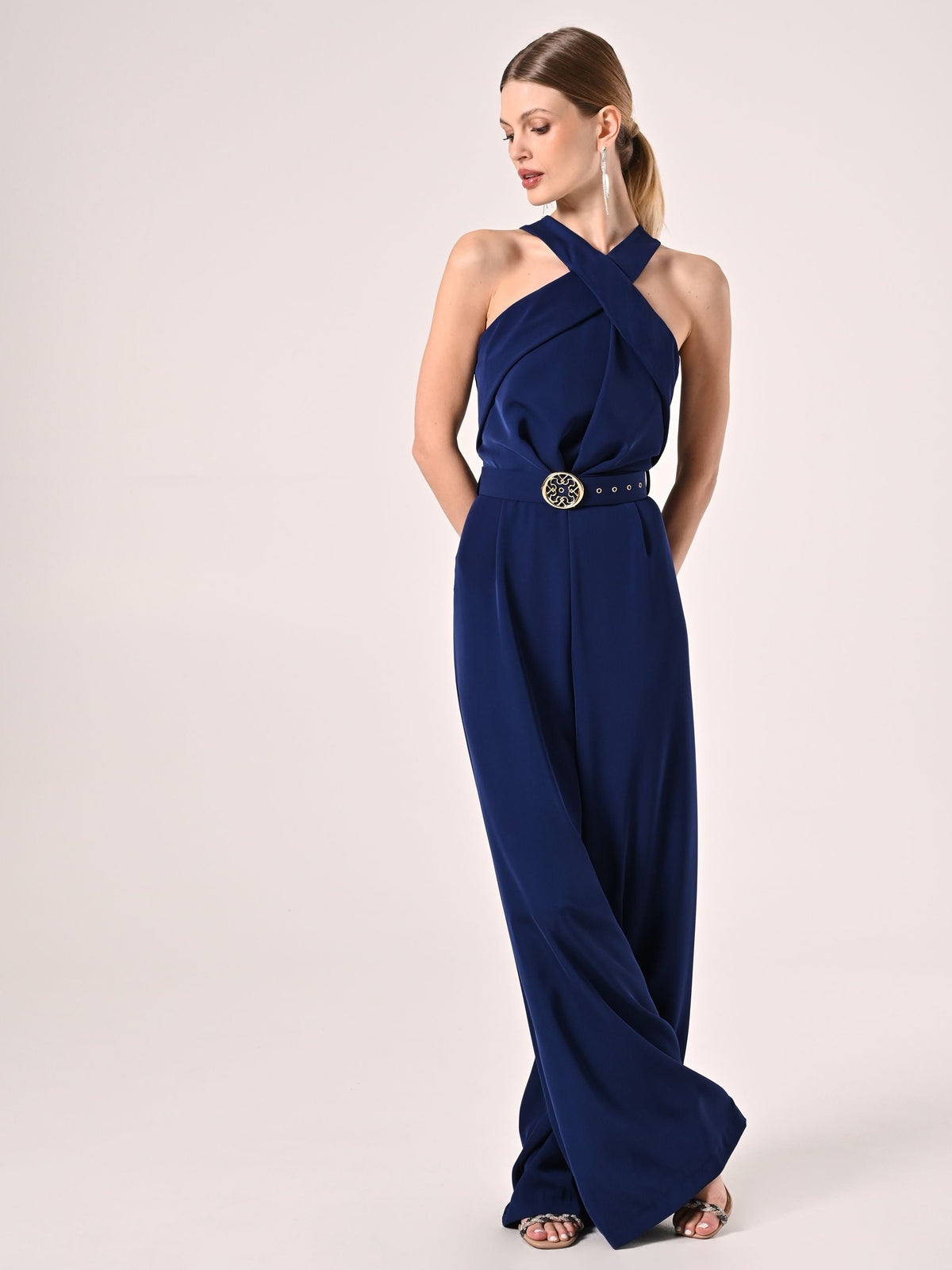 Tuta Blu Navy con Scollo all'Americana