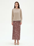 Blusa tortora beige con scollo a barchetta