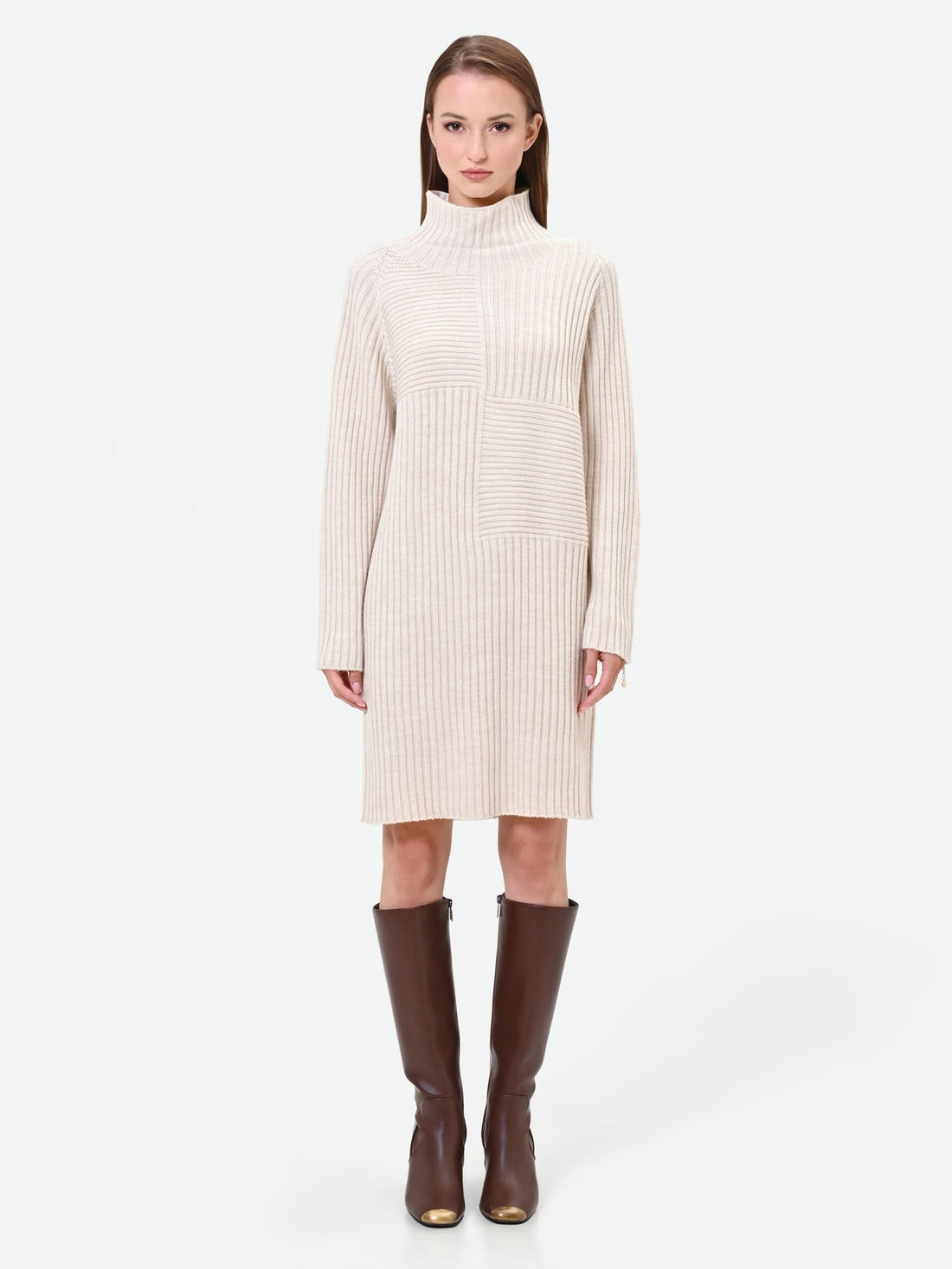 Abito in maglia panna con texture a costine
