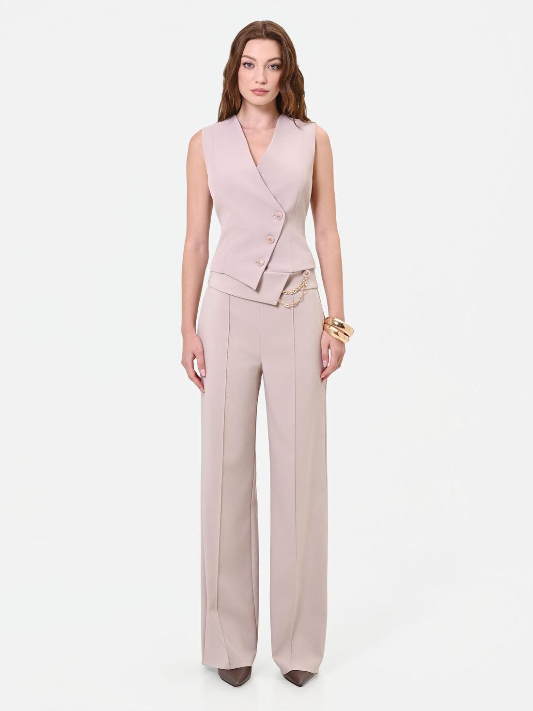 Gilet tortora beige con chiusura asimmetrica