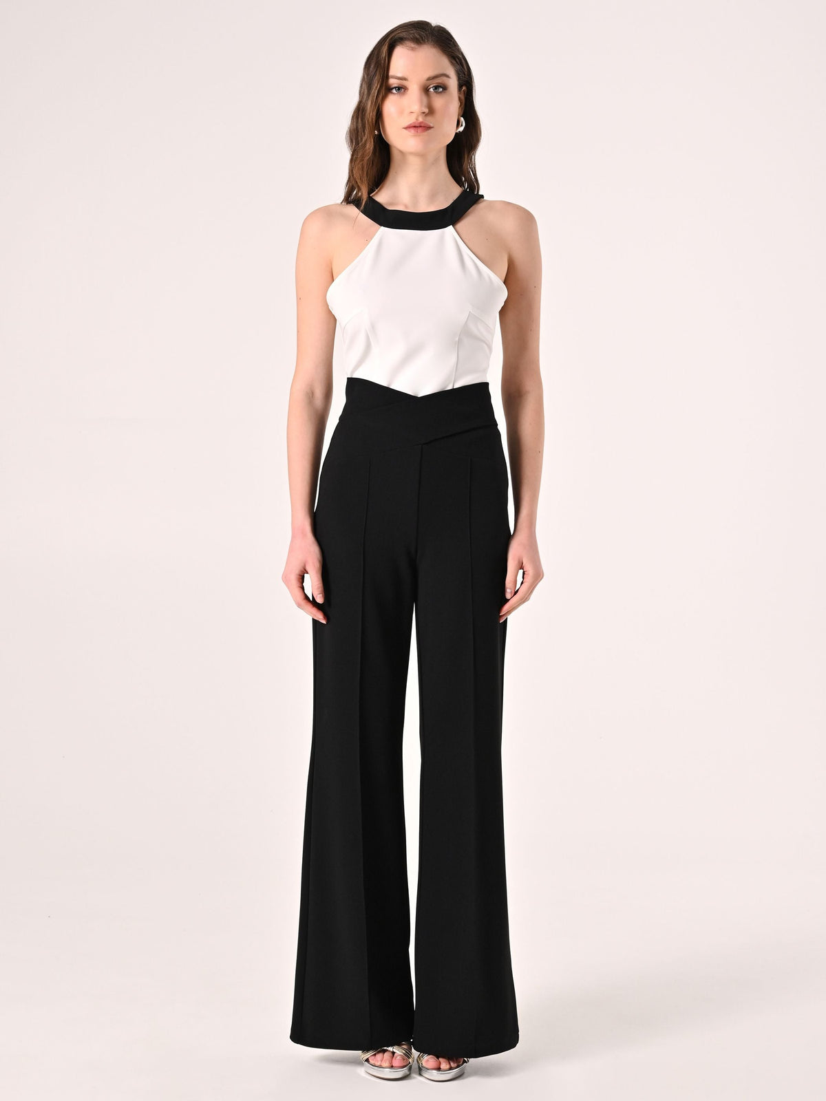 Pantaloni Neri con Incrocio