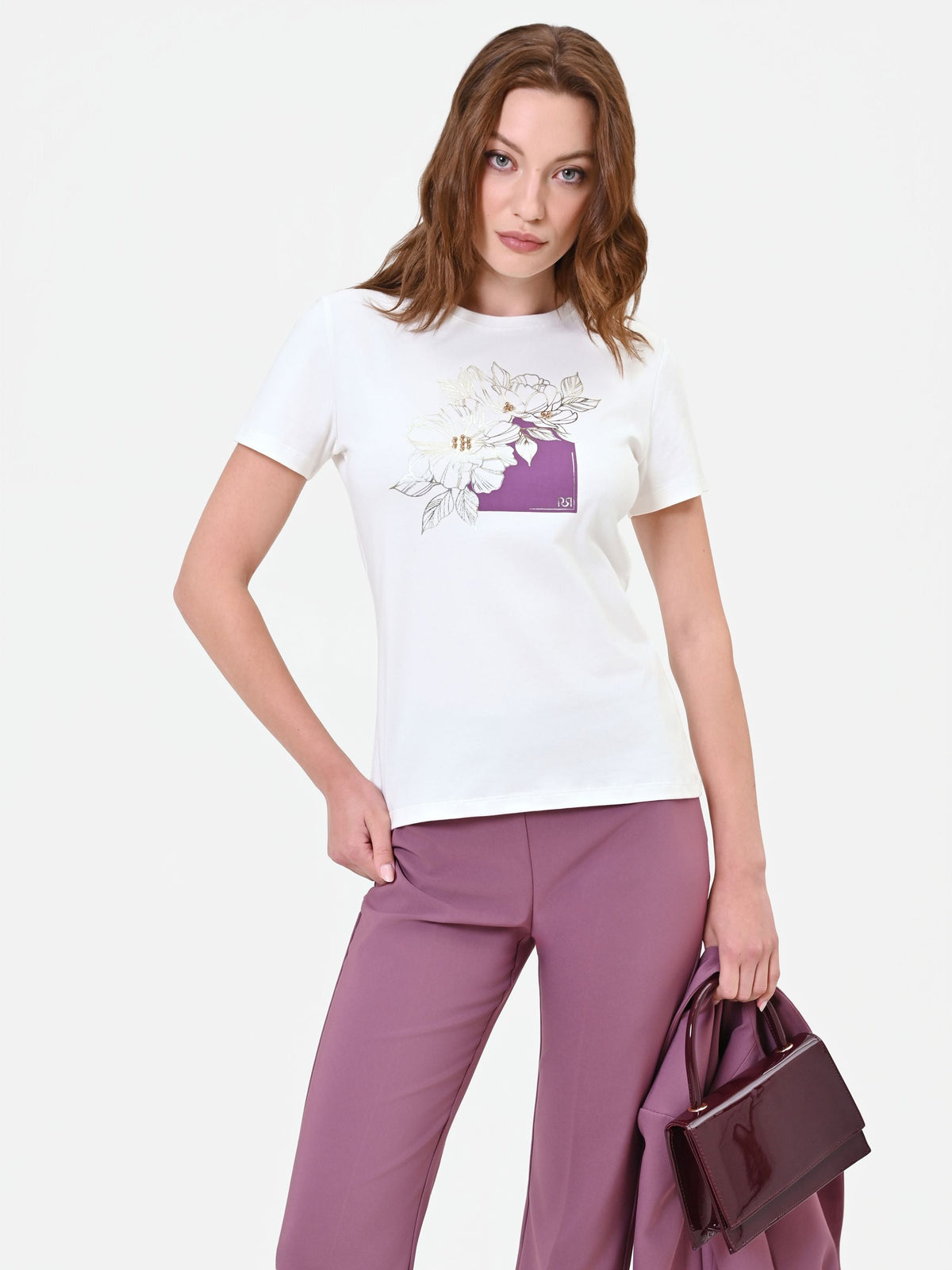 T-shirt panna con stampa artistica