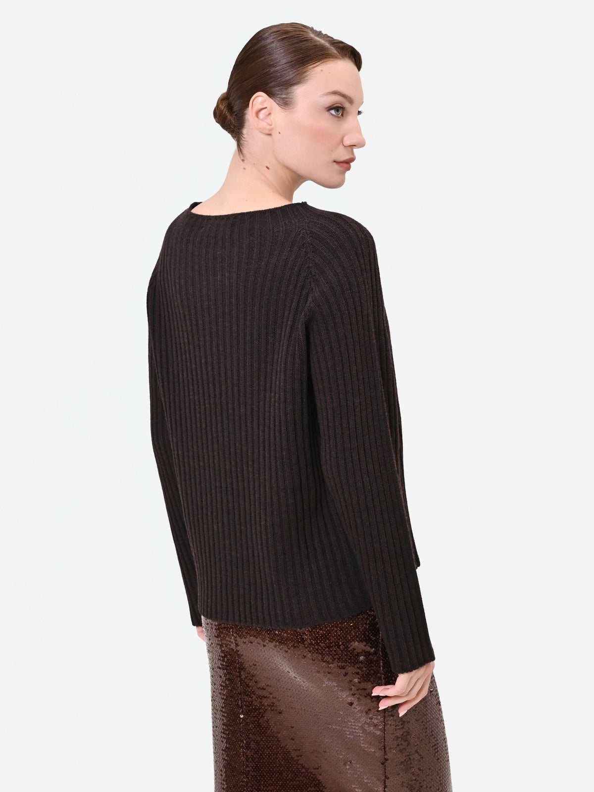 Maglia marrone moro con texture a coste misto viscosa e alpaca