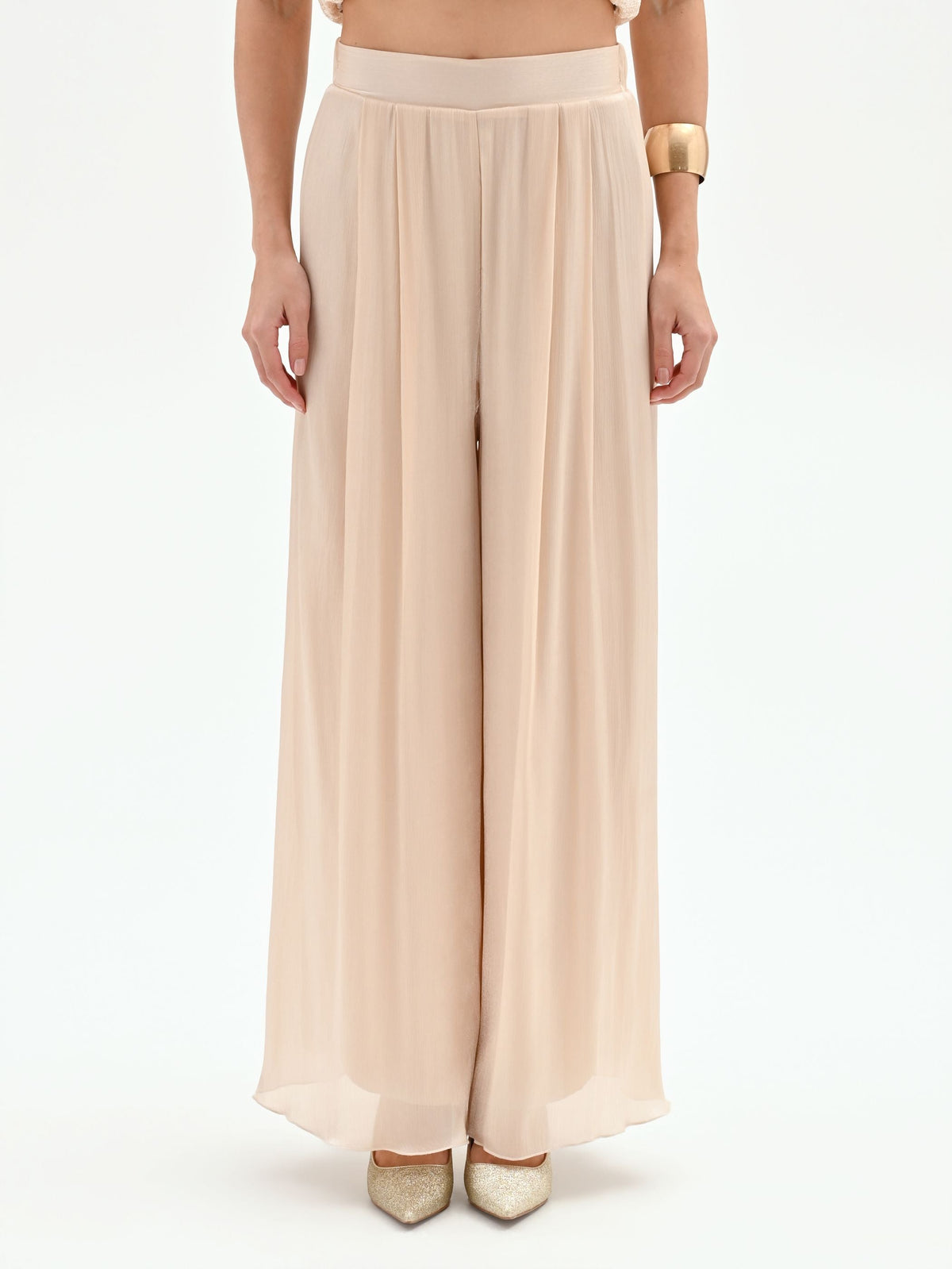 Pantalone a palazzo beige chiaro in raso cangiante