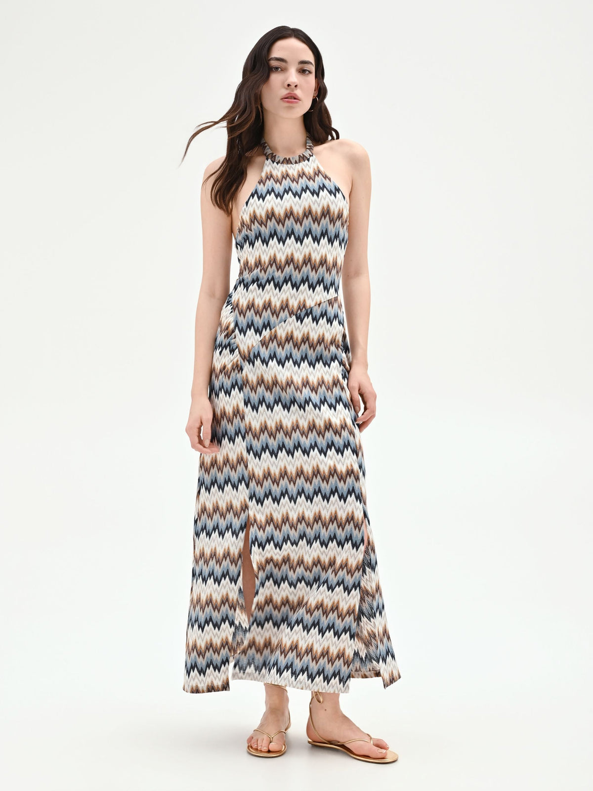 Abito lungo azzurro con motivo chevron