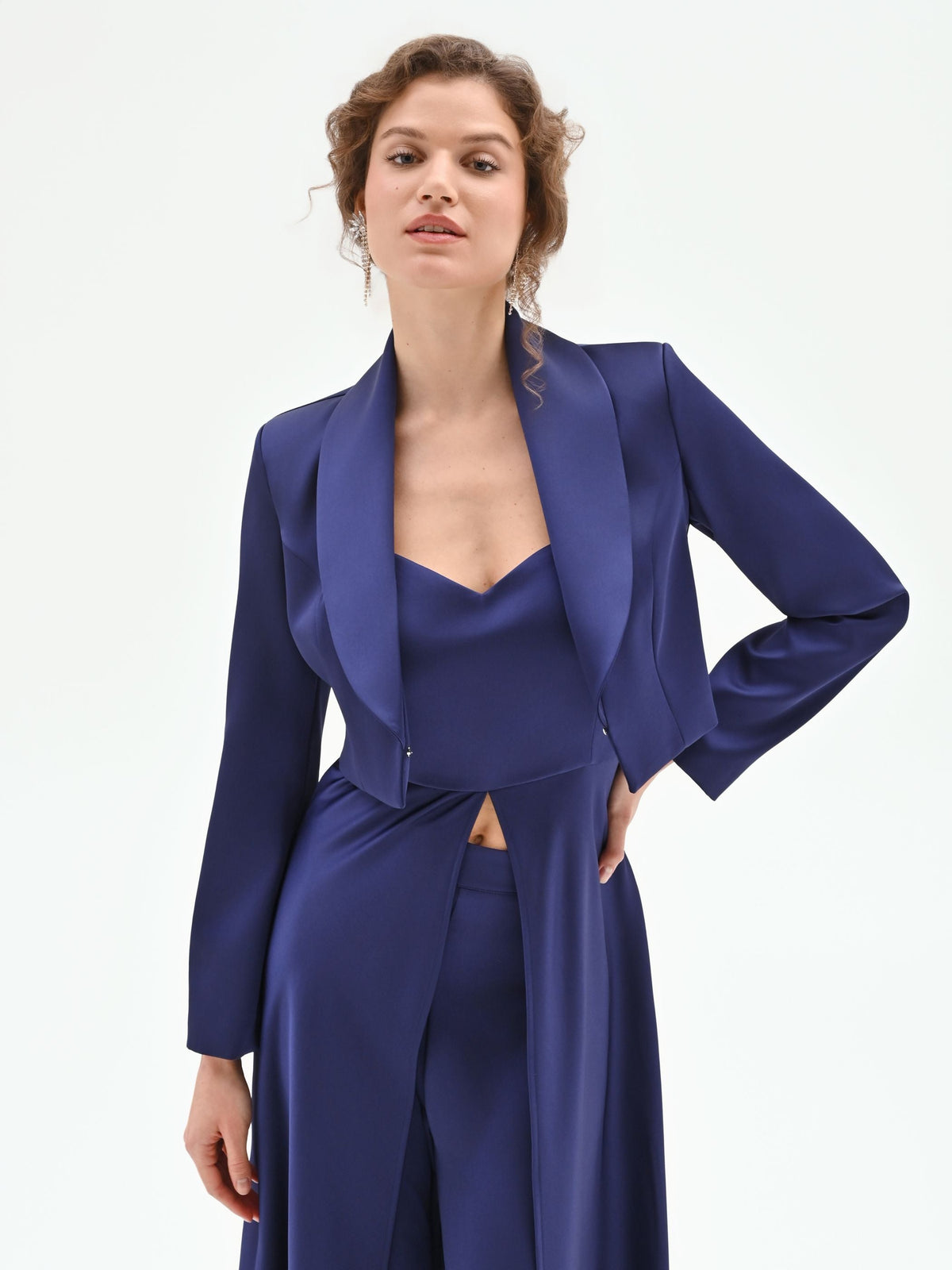 Giacca corta atelier blu indaco in raso