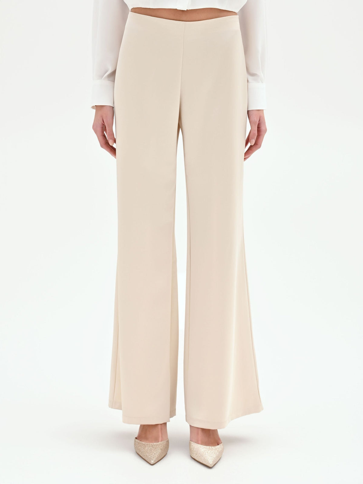 Pantalone a palazzo in raso beige chiaro