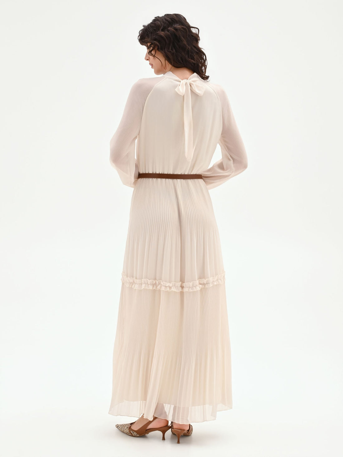 Abito lungo bianco in georgette plissé