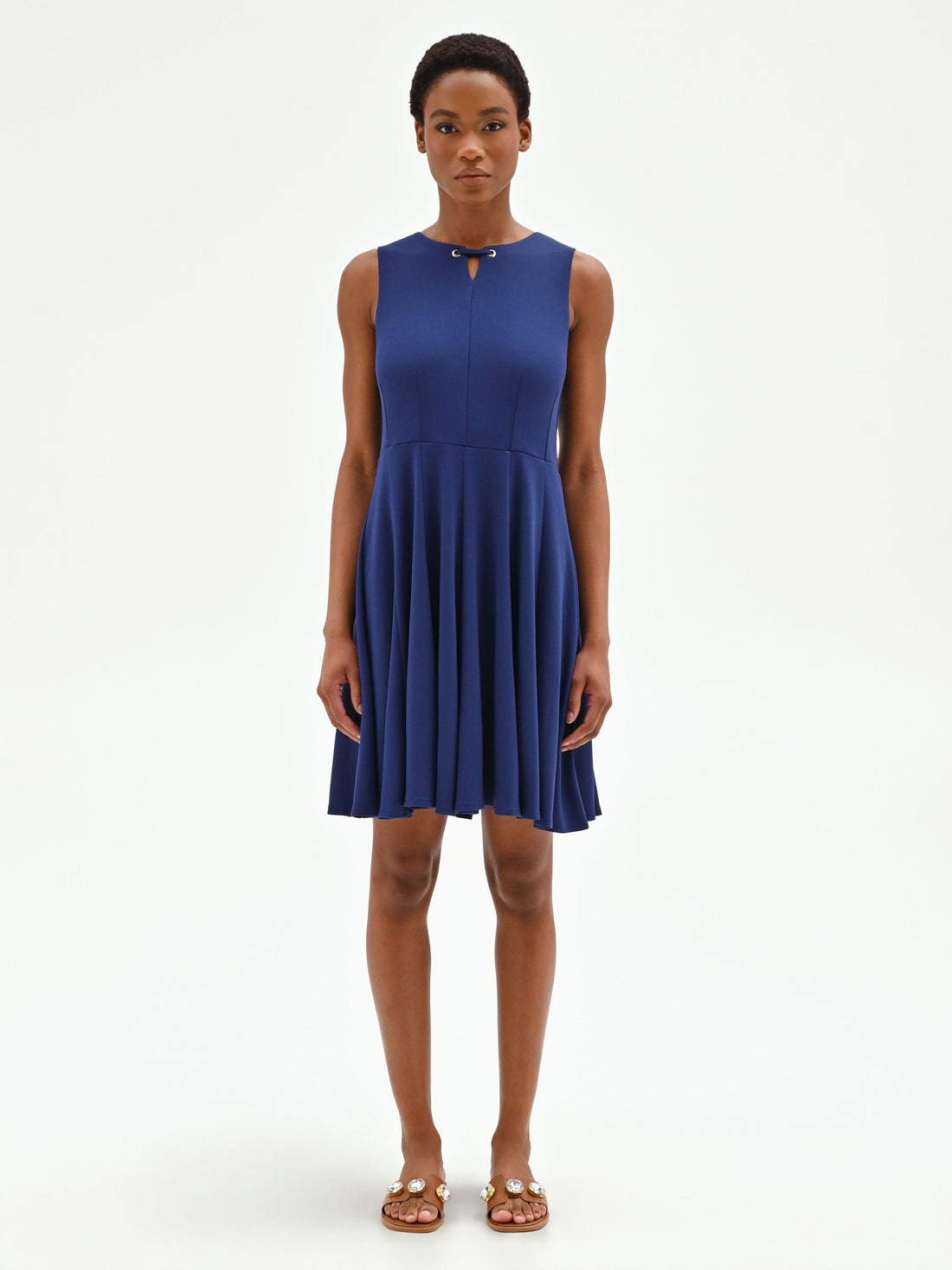 Abito blu fit and flare con scollo a goccia