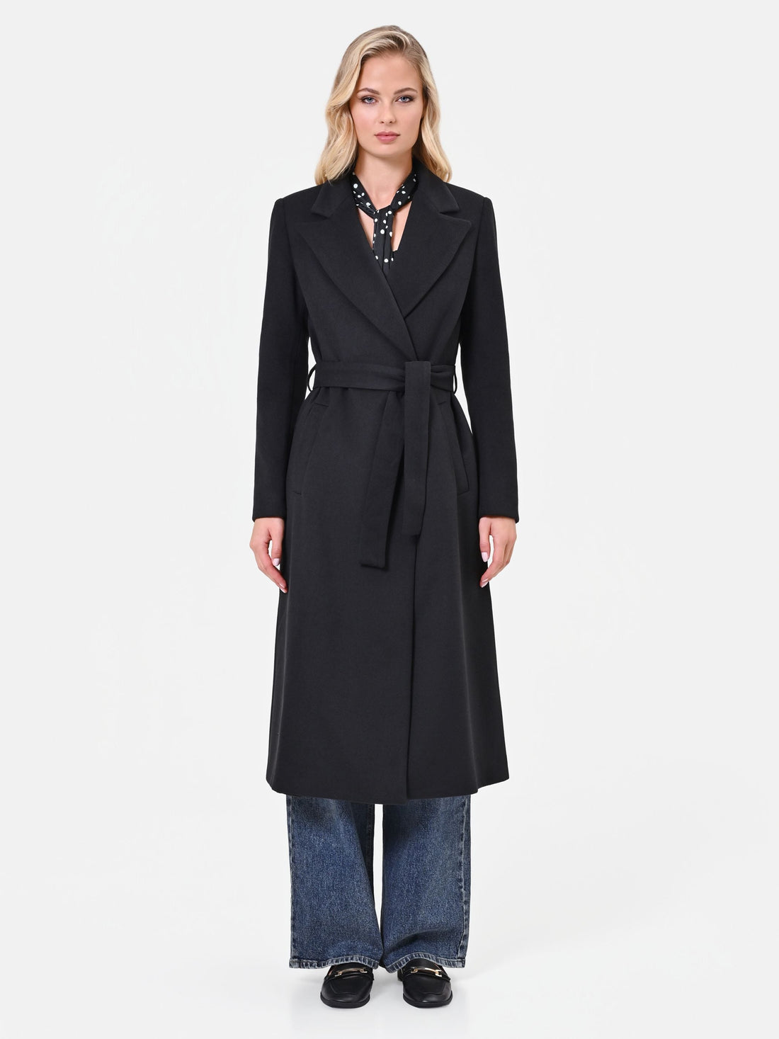 Cappotto lungo nero a vestaglia  in velour