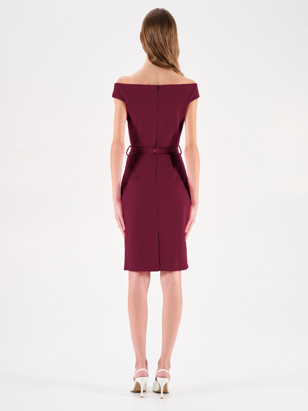 Abito tubino bordeaux in punto milano con scollo design