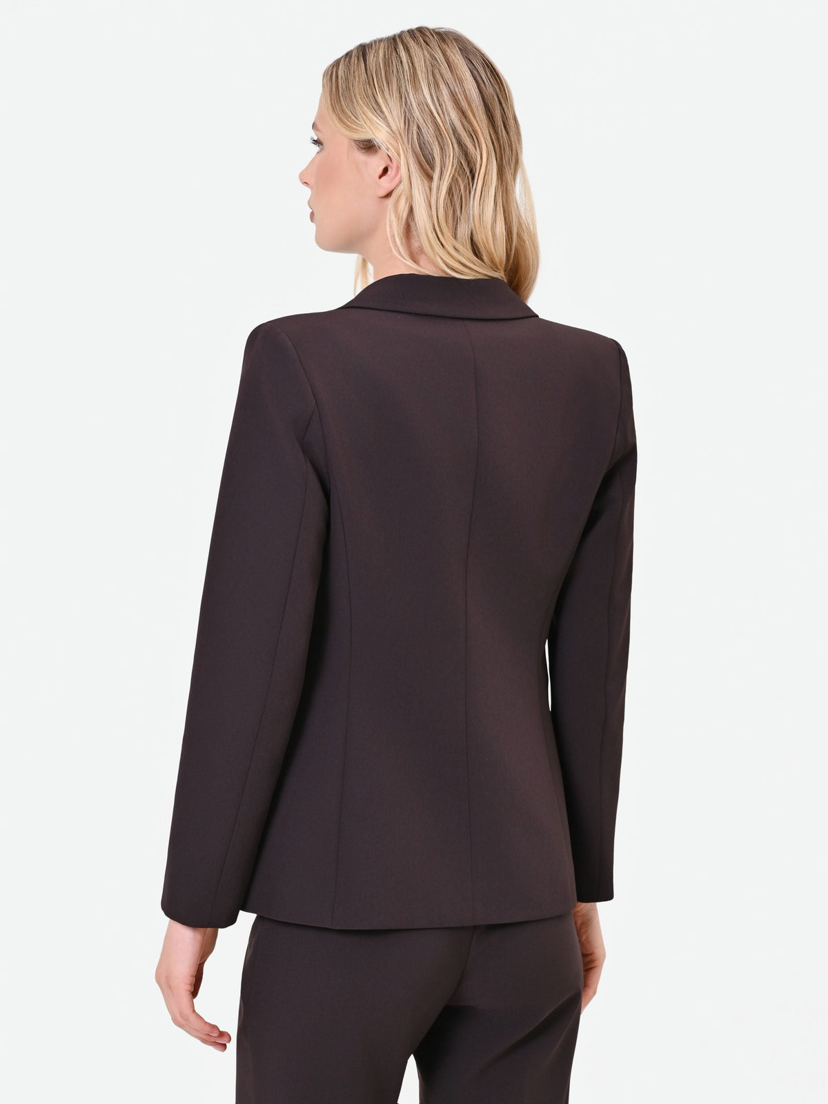 Giacca marrone moro dalla linea sfiancata