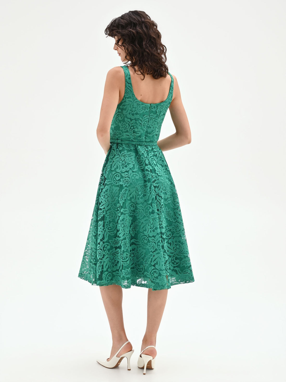 Abito midi verde prato in pizzo macramé