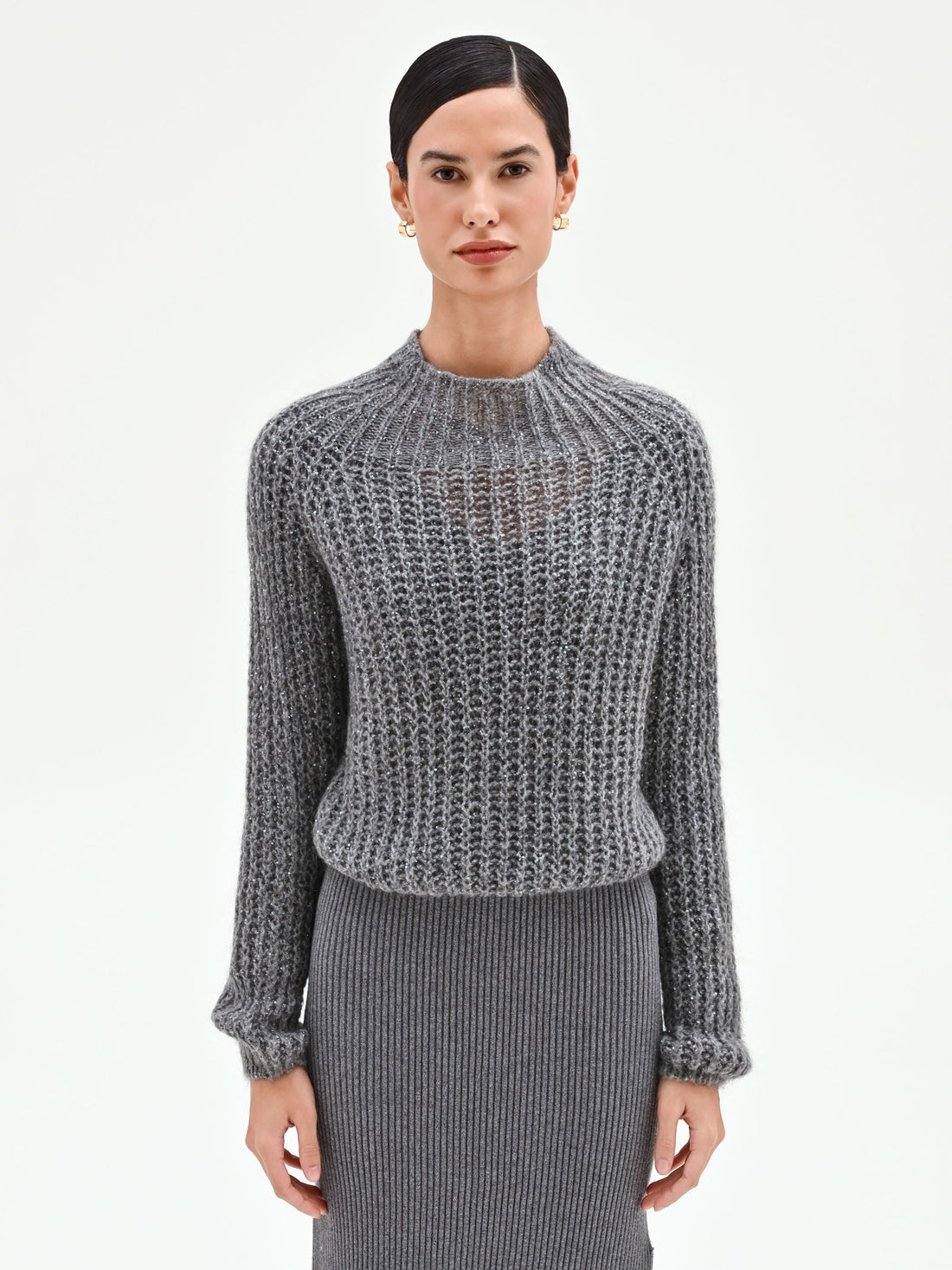 Maglia a collo alto grigia con filato lurex