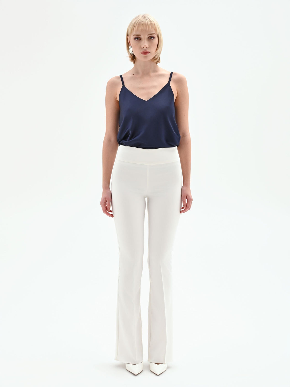 Pantalone a zampa bianco in tessuto tecnico