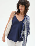 Top in raso blu navy con spalline sottili