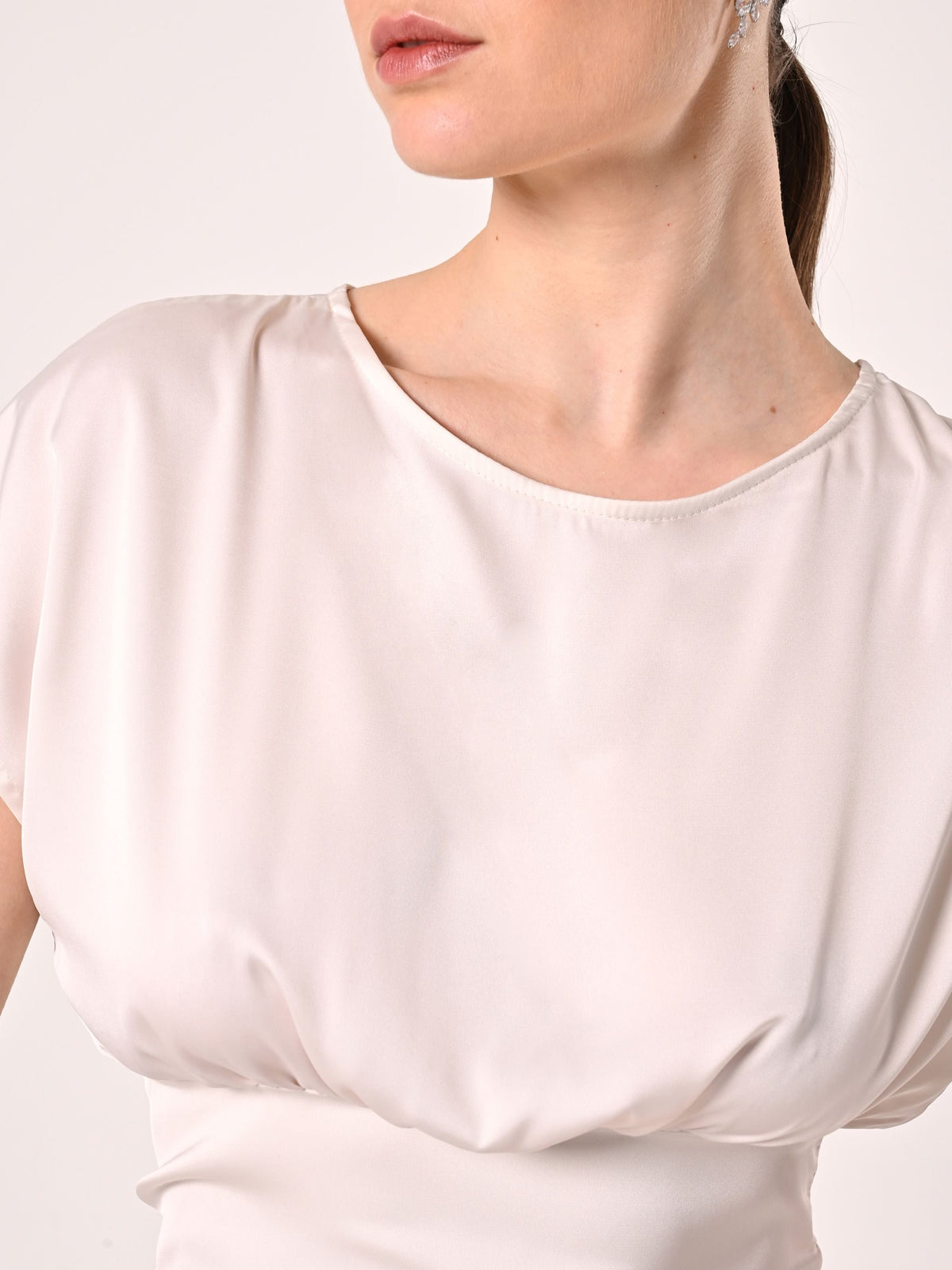 Blusa Bianca con Fiocco
