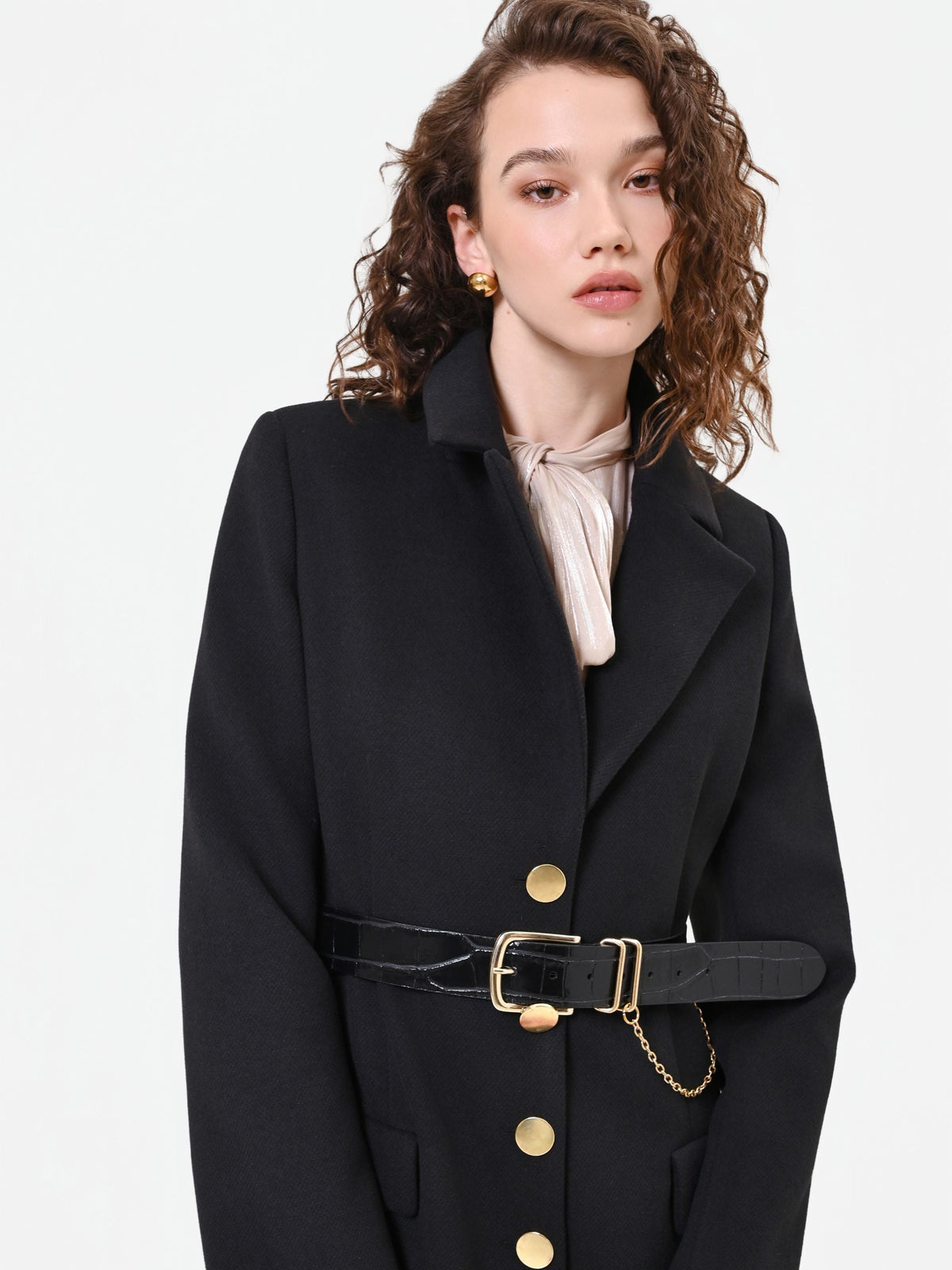 Cappotto lungo nero con inserto effetto pelliccia