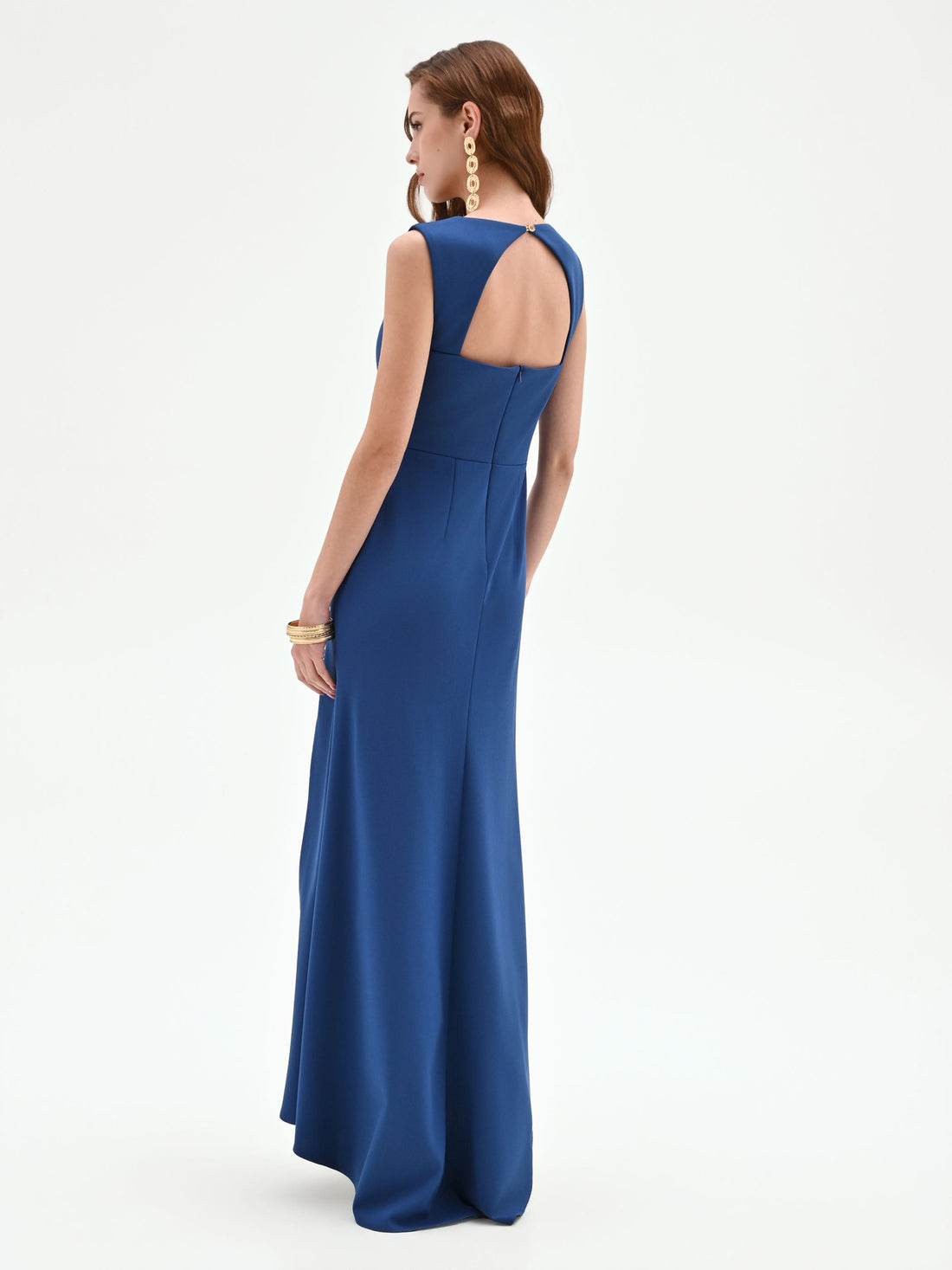 Abito lungo blu brillante con spacco laterale